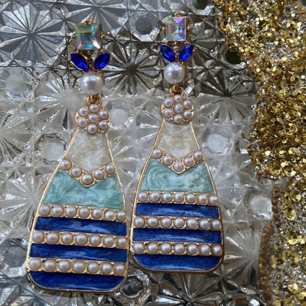 New Year’s Eve Champagne Sparkle Earrings - Christmas Stocking Stuffer Idea NWT